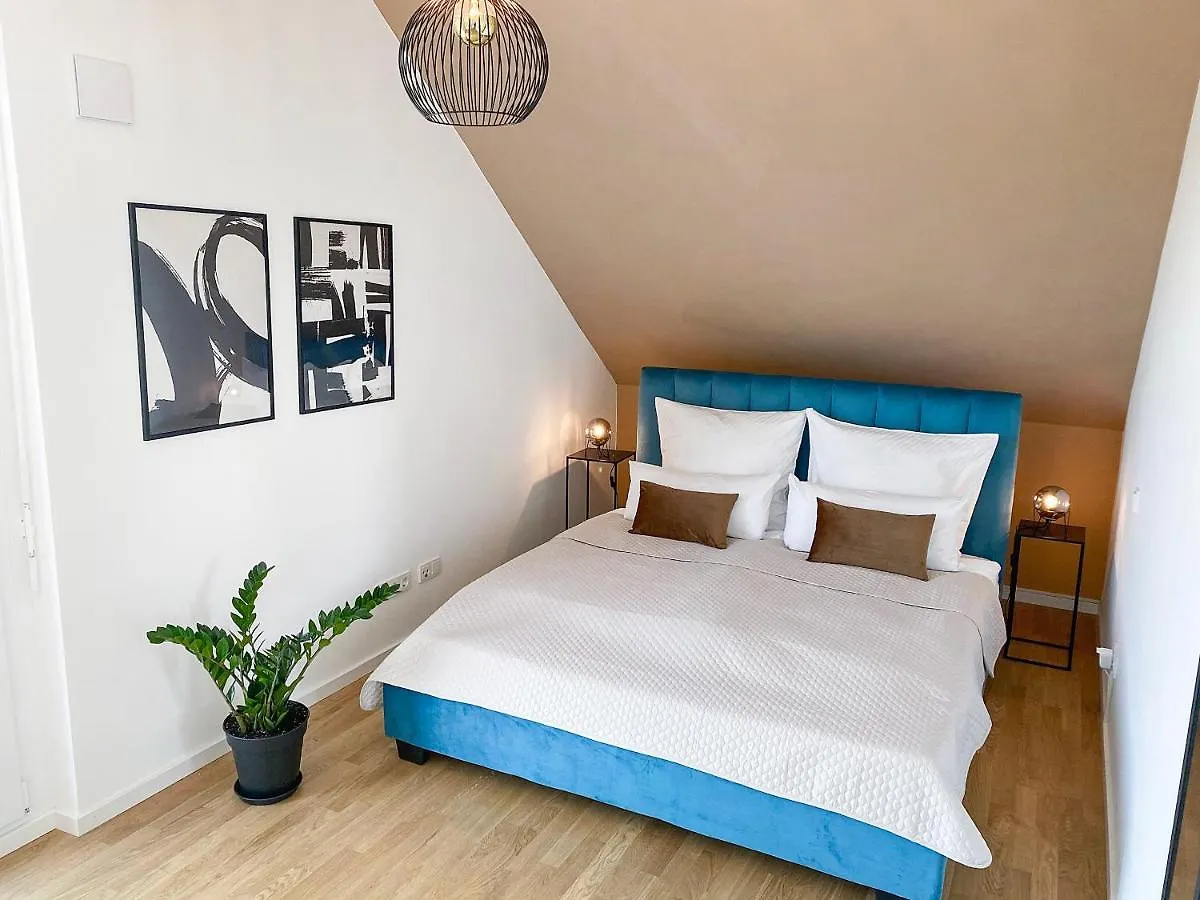 Modern & Stylisch - Penthouse-Feeling Nahe Flughafen Muenchen Apartment Freising