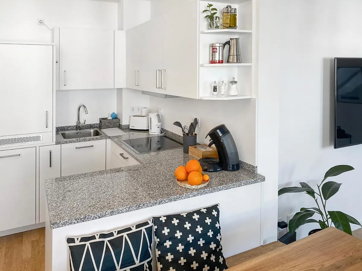 Modern & Stylisch - Penthouse-Feeling Nahe Flughafen Muenchen Apartment Freising